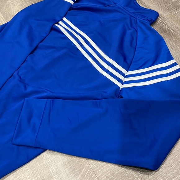 Adidas women’s track jacket - Picture 8 of 9